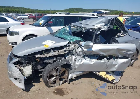 2010 Lexus Is 350C из США, поврежденный, VIN JTHFE2C23A2500937